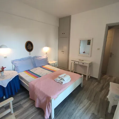 Holiday home Kikis Refurbished A Veranda Dream