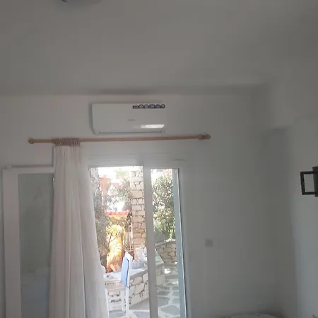Kikis Refurbished A Veranda Dream * Chrisi Akti (Paros)
